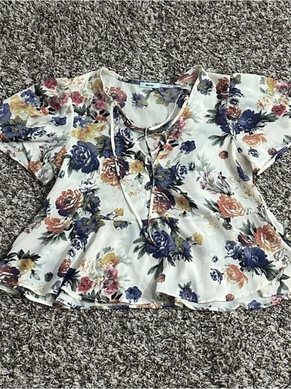 Floral tie up top l